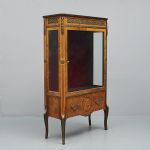 1175 5461 DISPLAY CABINET